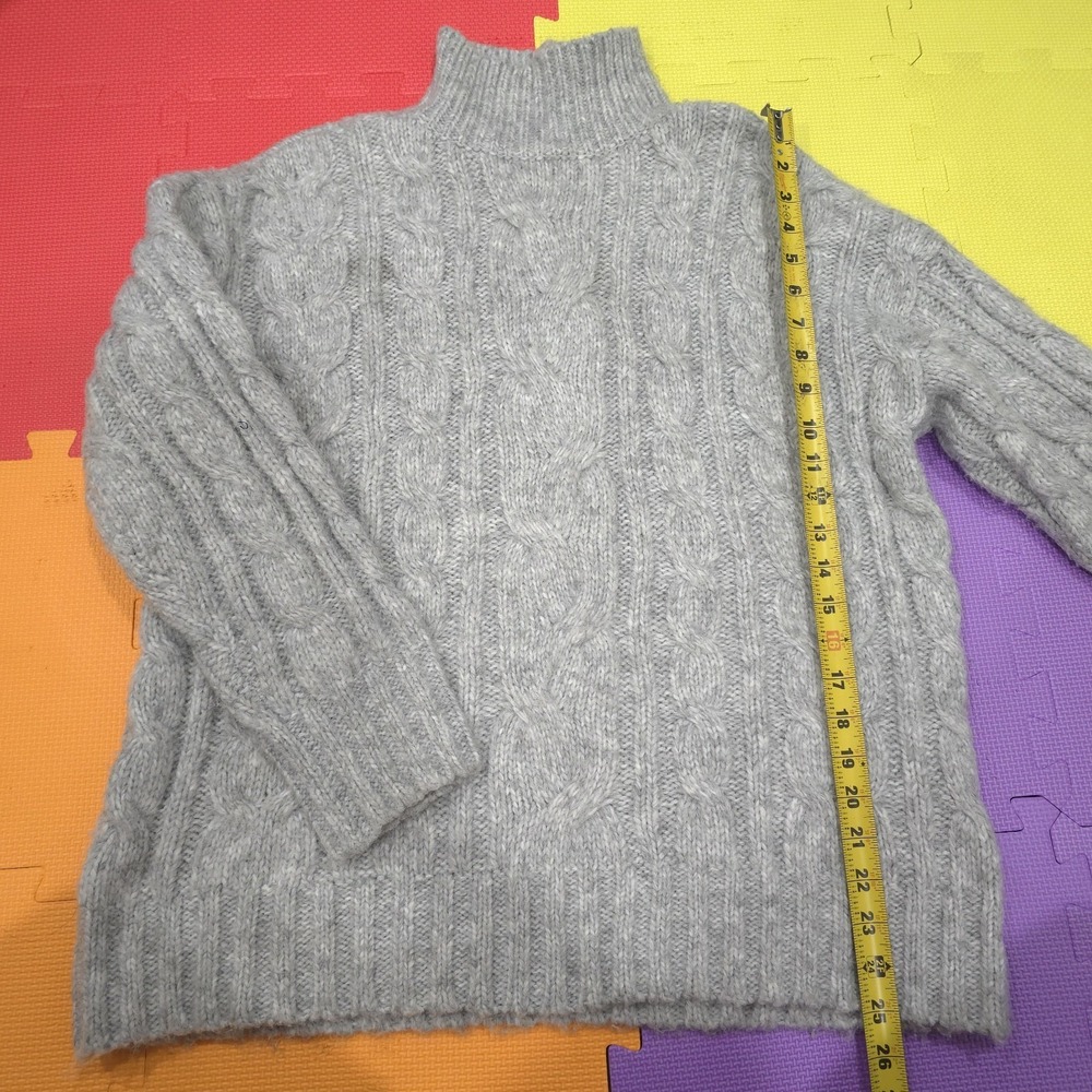 American Eagle Women's Grey Cable Knit Mock Neck Sweater Size XS (Relaxed...